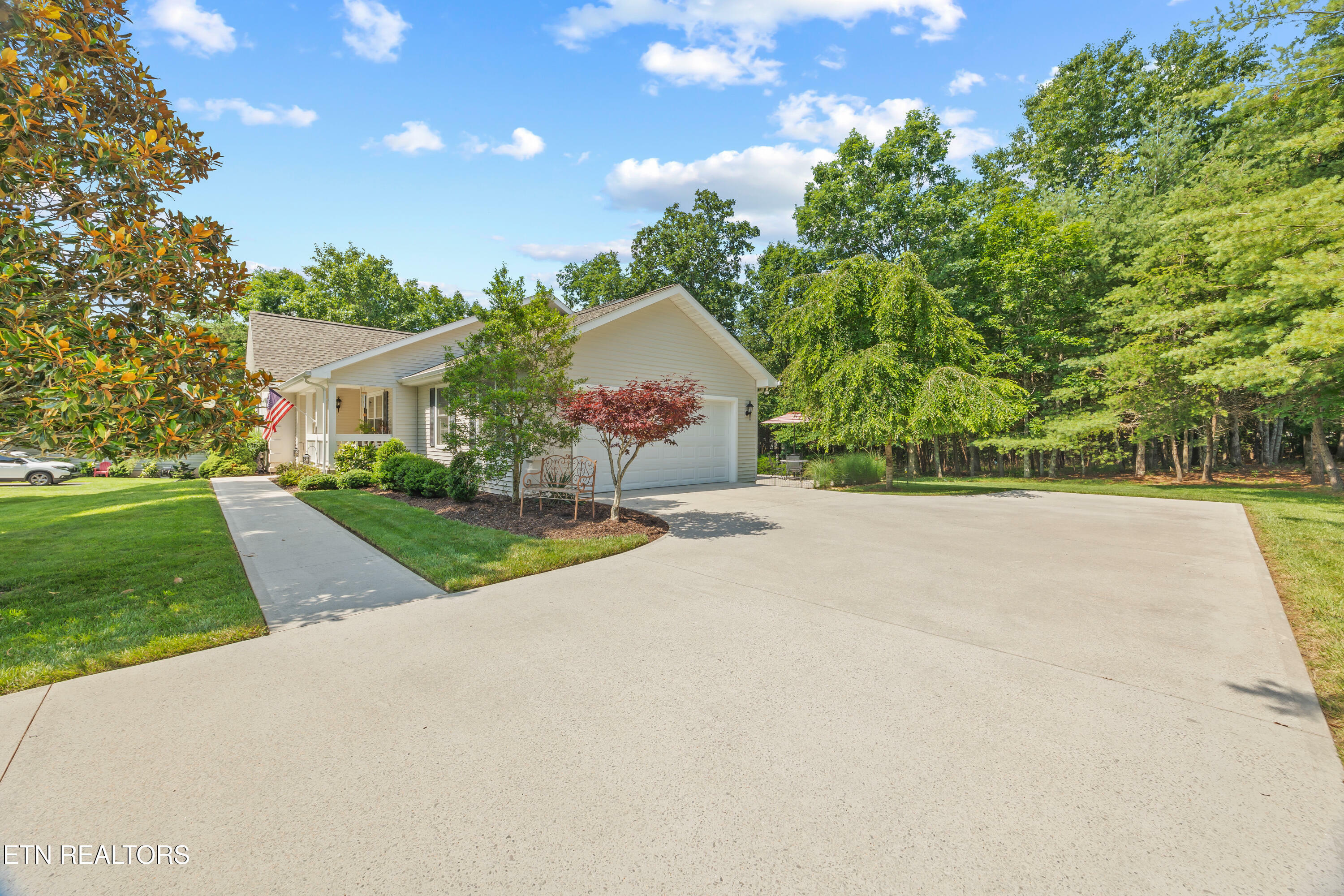 Property Photo: 43 Roundstone Terrace TN 38558