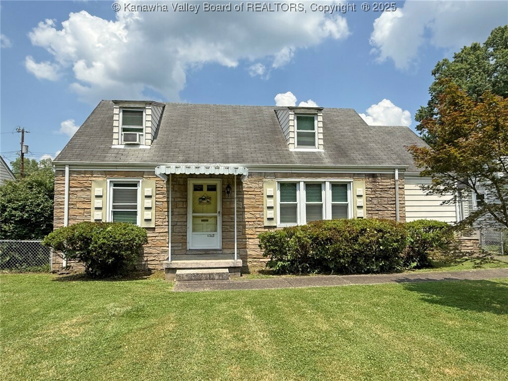 4312 Lancaster Avenue  Charleston WV 25304 photo