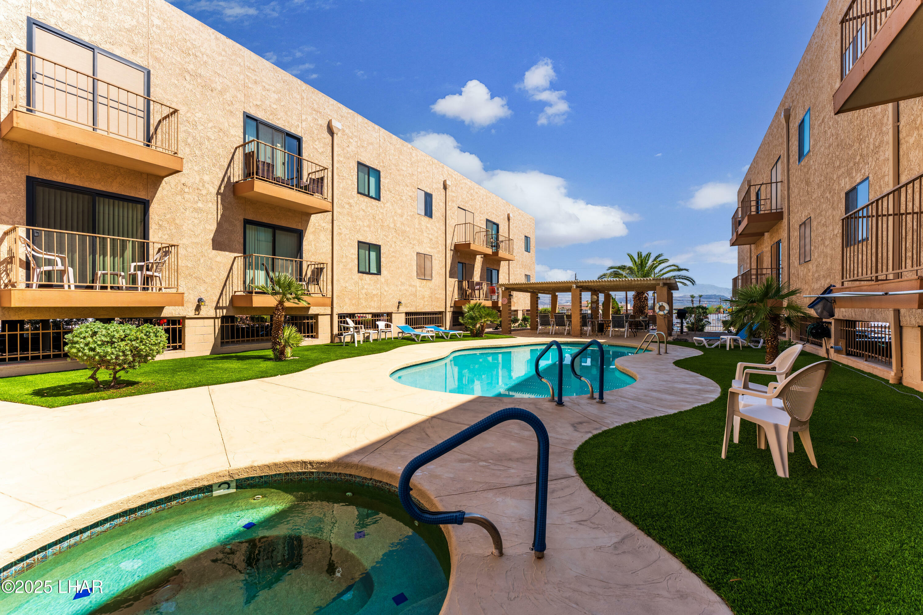 Property Photo: 2094 Mesquite Ave 113 AZ 86403