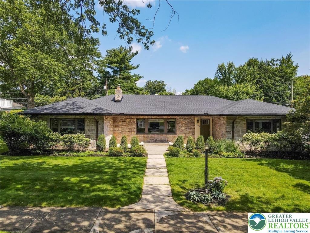 Property Photo: 2705 W Gordon Street PA 18104