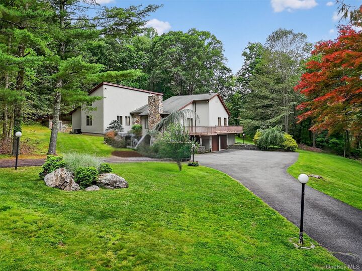 Property Photo:  35 Greenlawn Road  NY 10501 