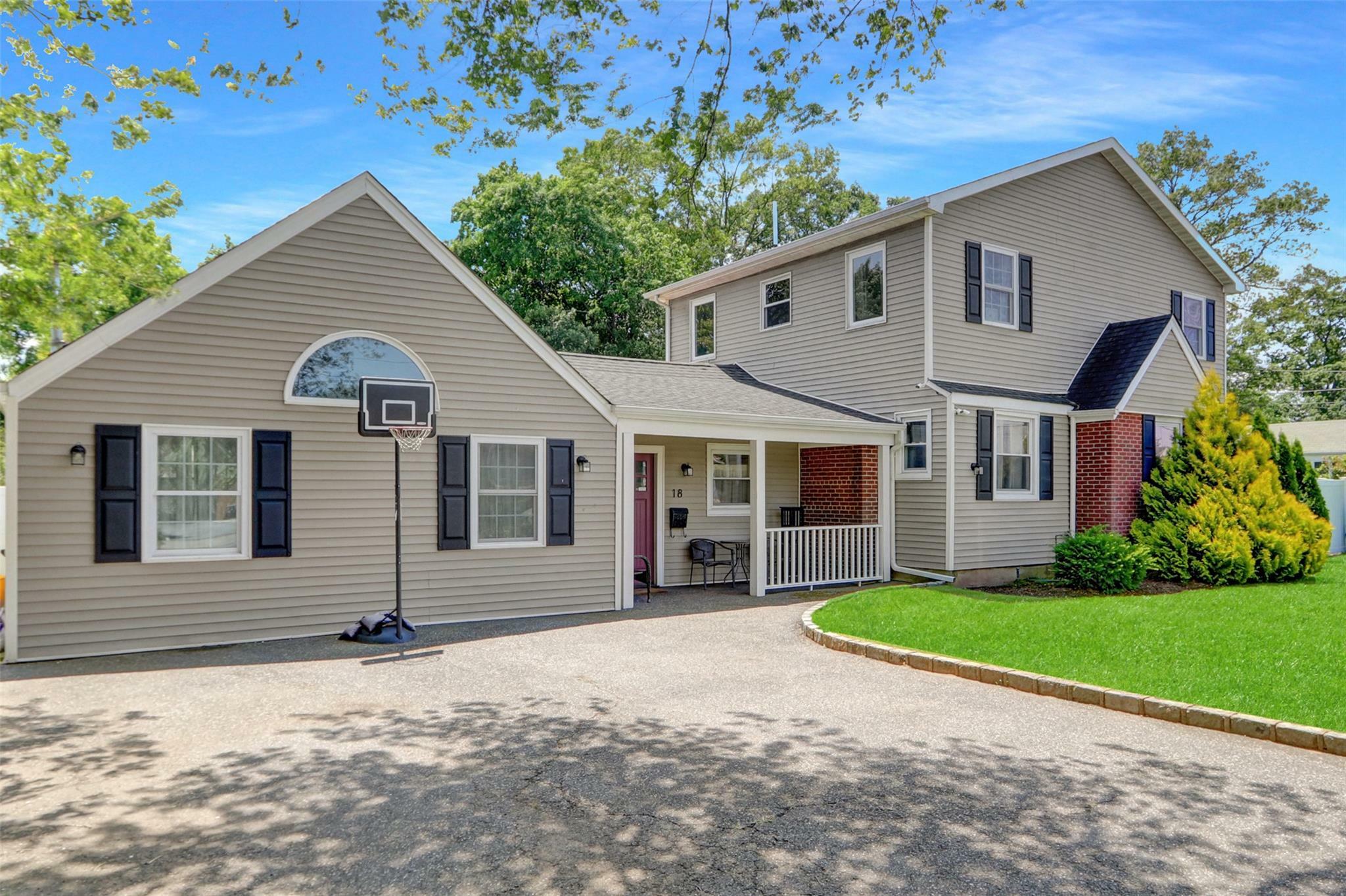 Property Photo: 18 Beverly Road NY 11735