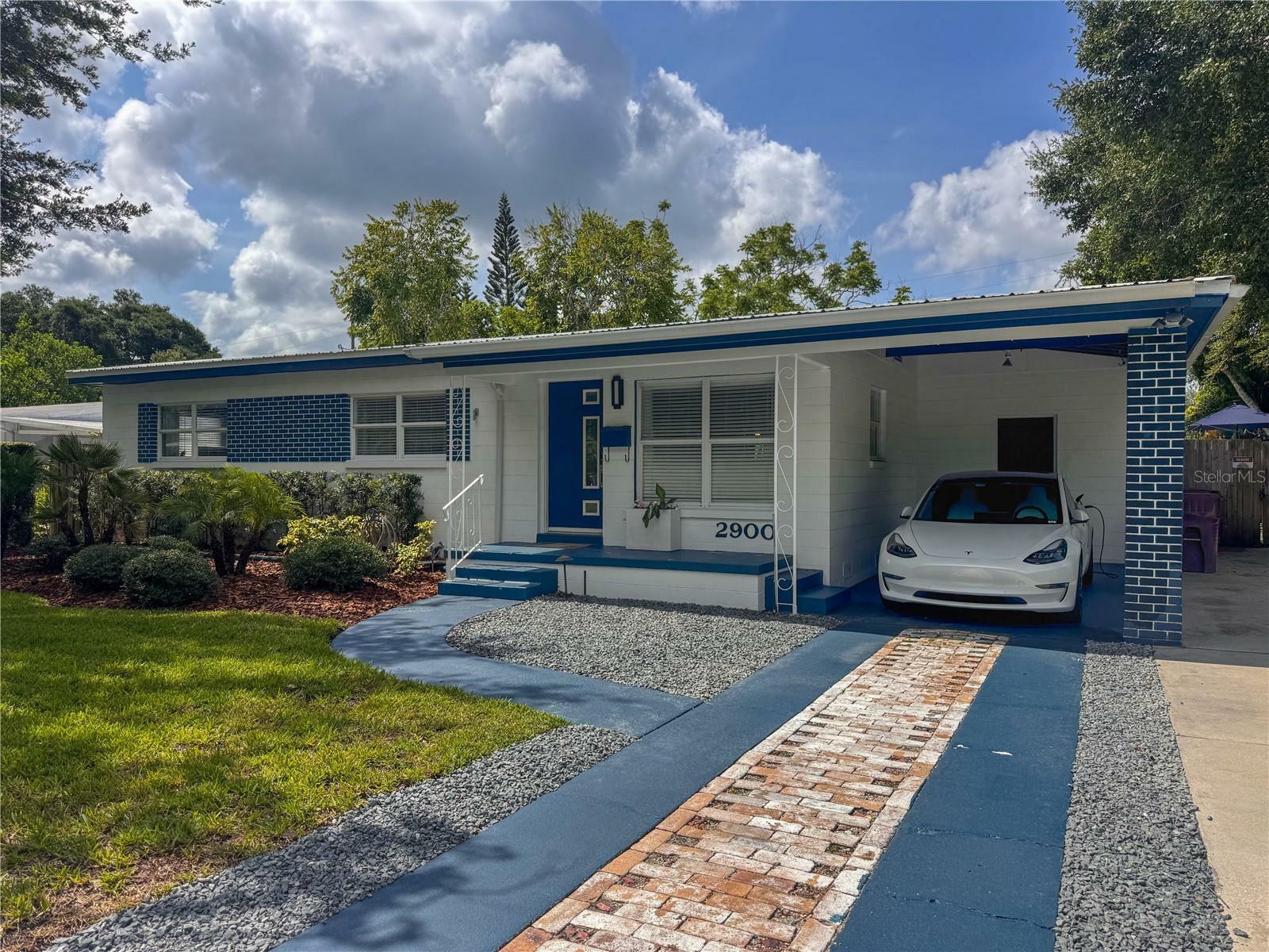 Property Photo: 2900 Wessex Street FL 32803