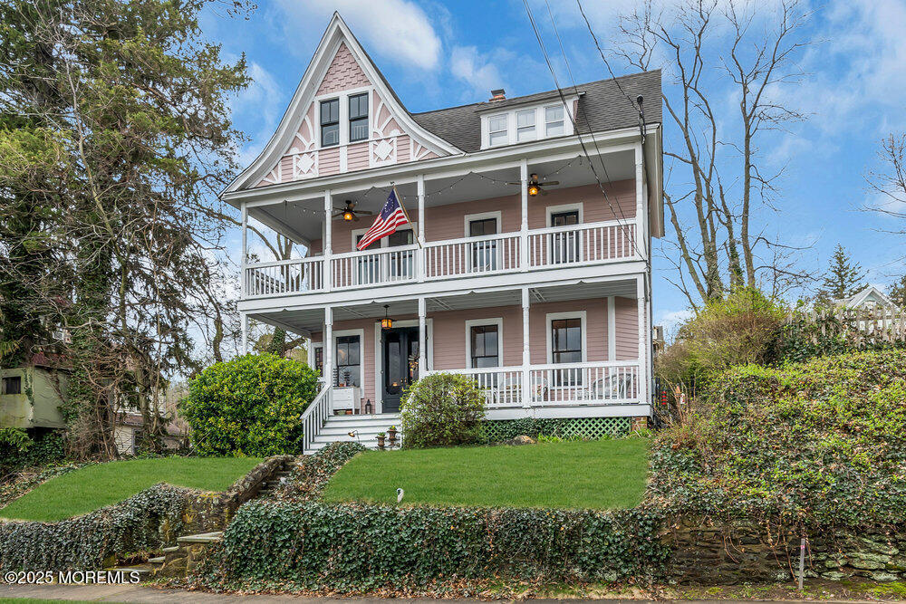 16 7th Avenue  Atlantic Highlands NJ 07716 photo