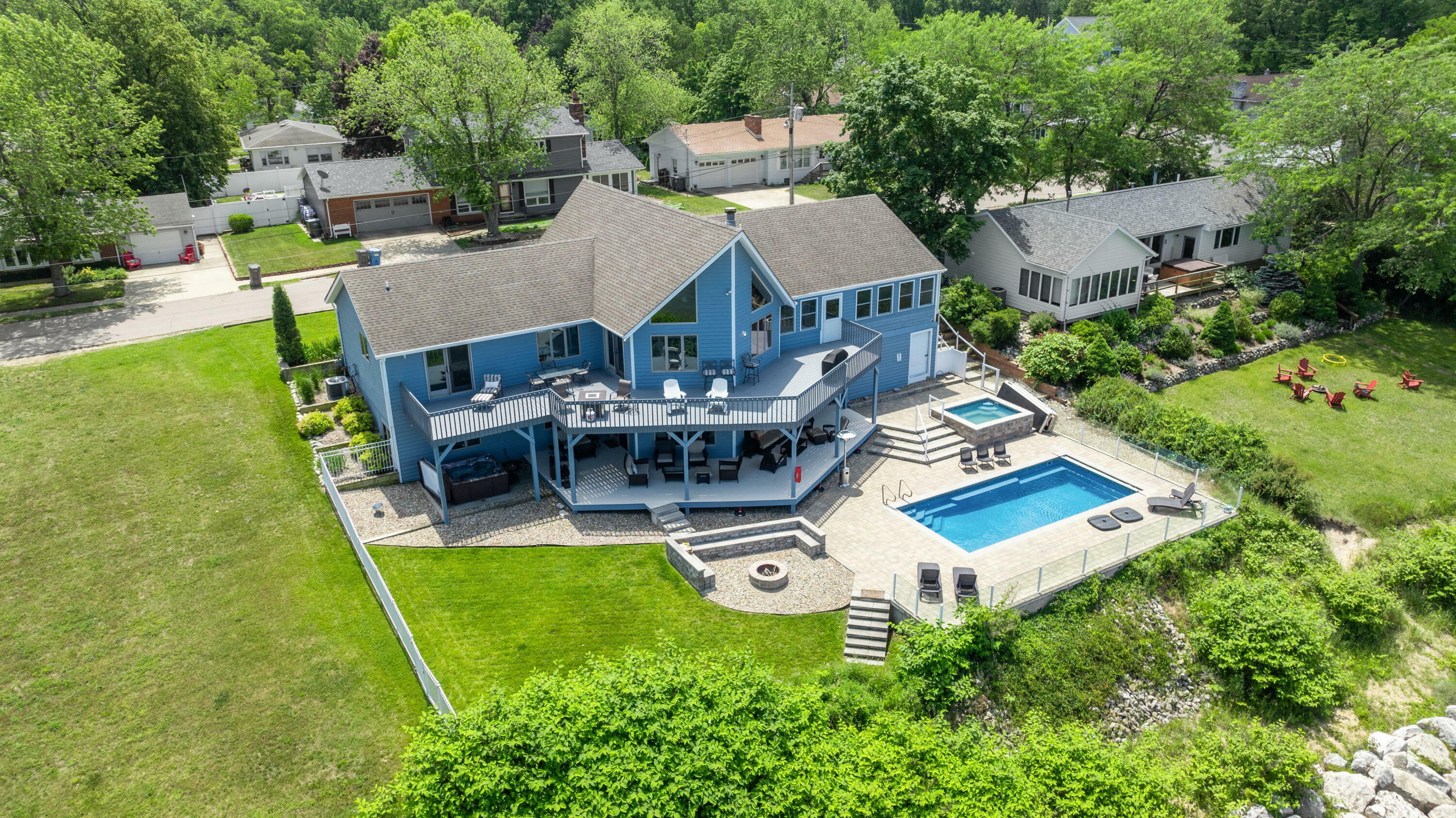 Property Photo: 1406 Shore Drive MI 49117