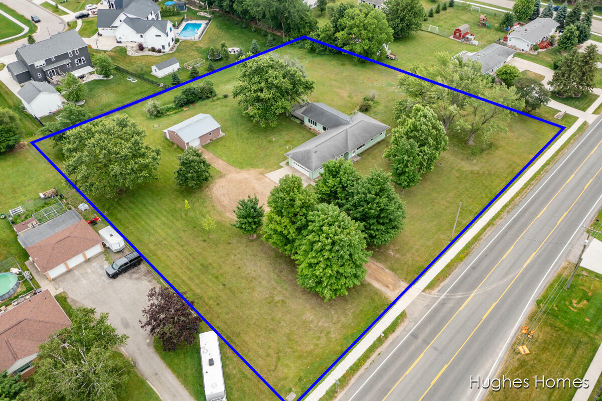 Property Photo: 7970 Burlingame Avenue SW MI 49315