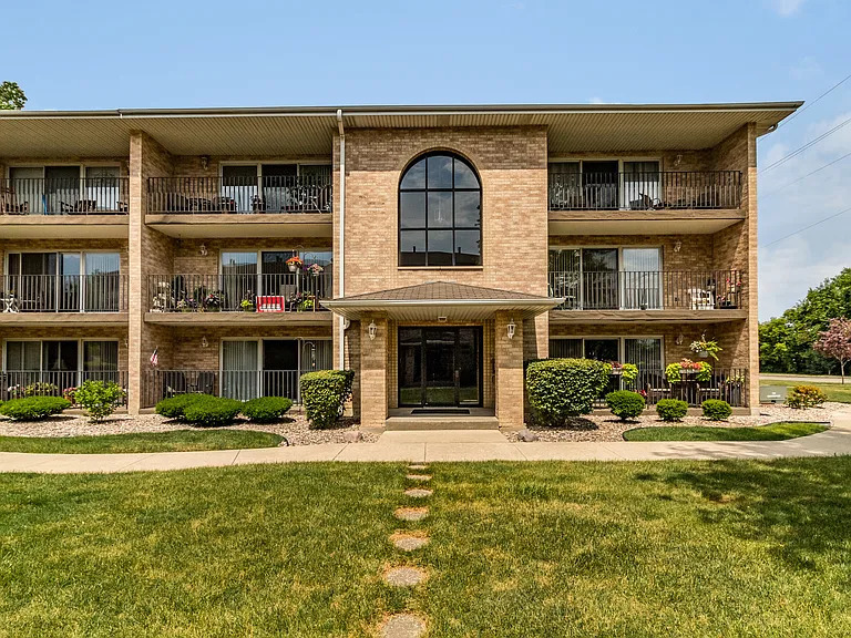 Property Photo: 10228 Southwest Highway 1A IL 60415
