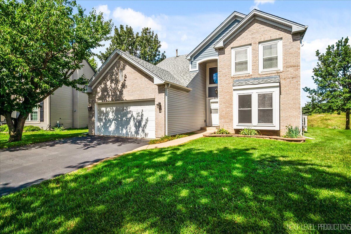 Property Photo: 2444 Deerfield Drive IL 60506