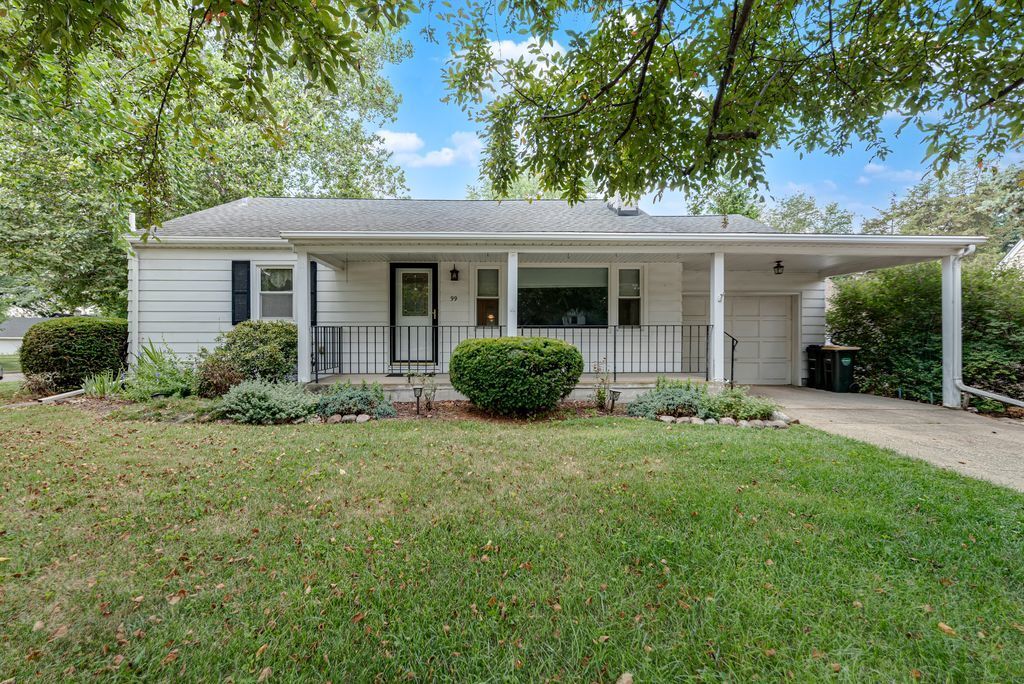 Property Photo: 99 Park Street IL 60543