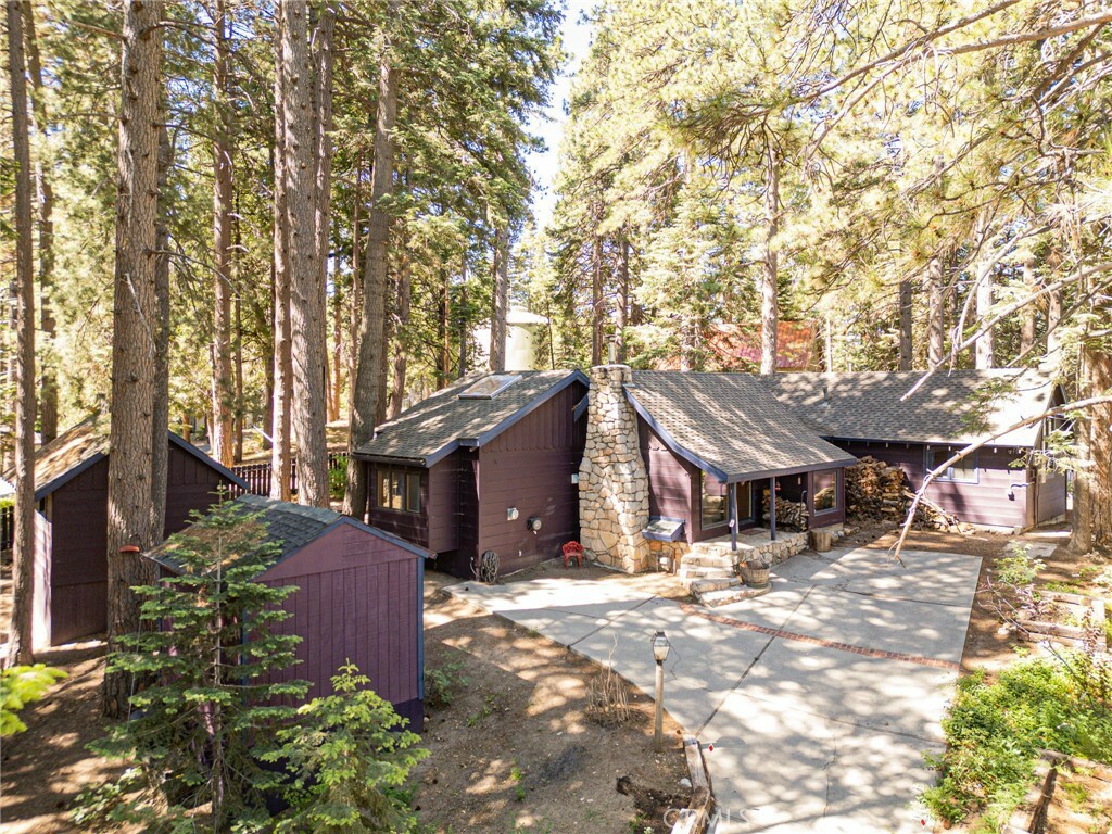 Property Photo: 31701 Christmas Tree Lane CA 92382