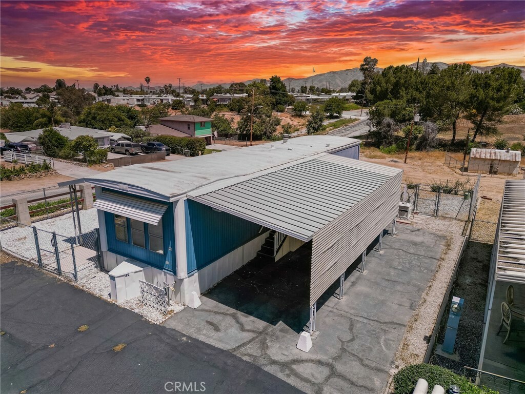 Property Photo: 12995 6th 49 CA 92399