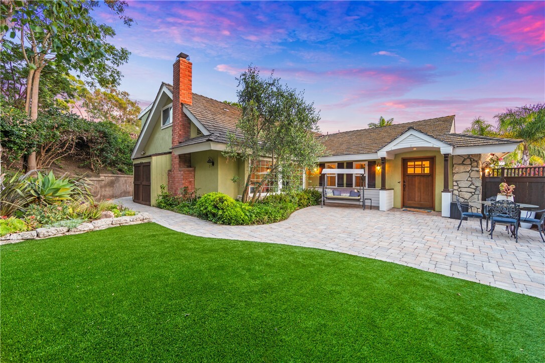 Property Photo: 2726 Cardinal Drive CA 92626