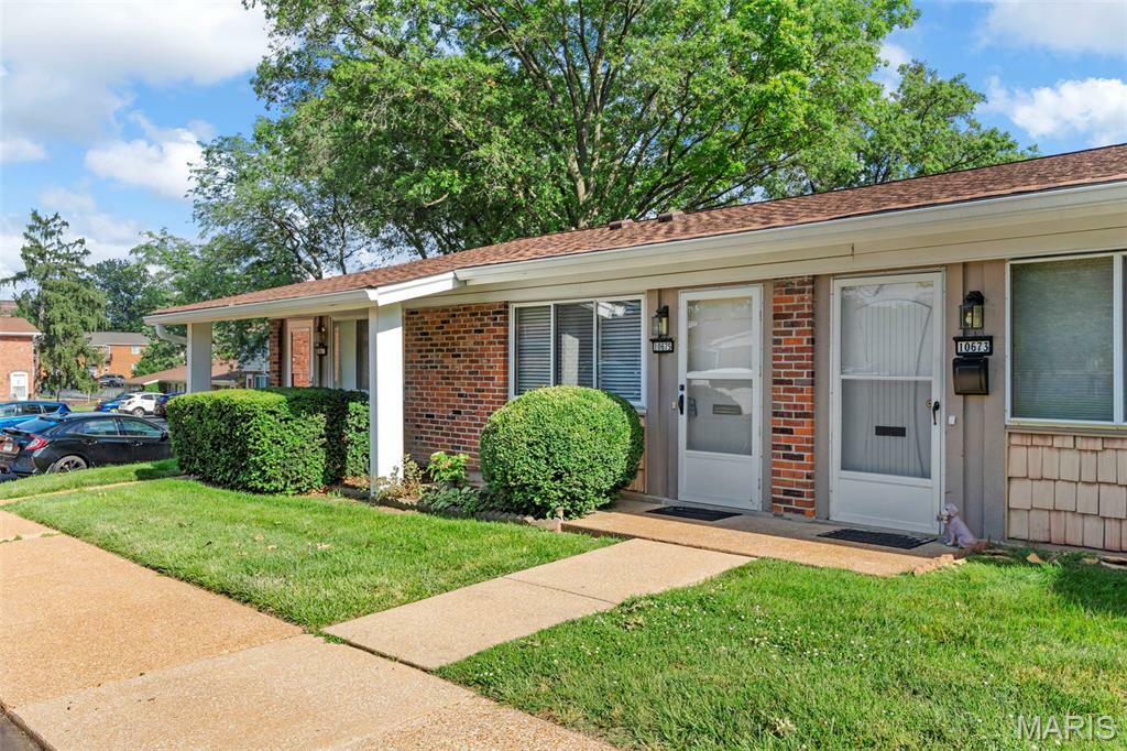 Property Photo:  10675 Carroll Wood Way  MO 63128 