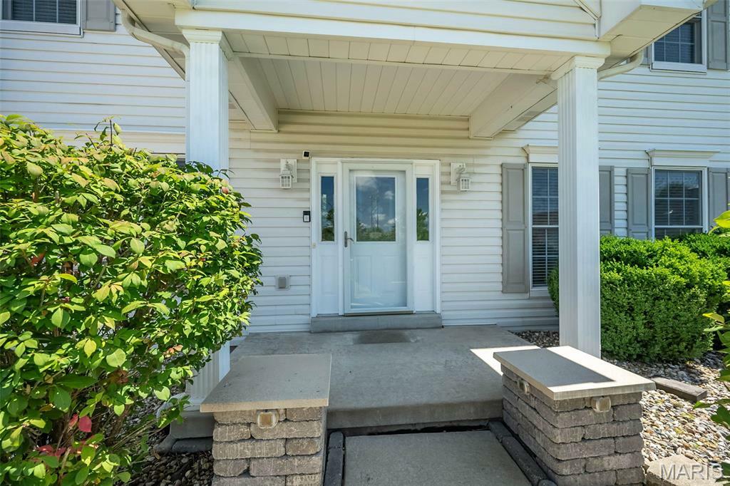 Property Photo: 86 Homefield Square Court MO 63366