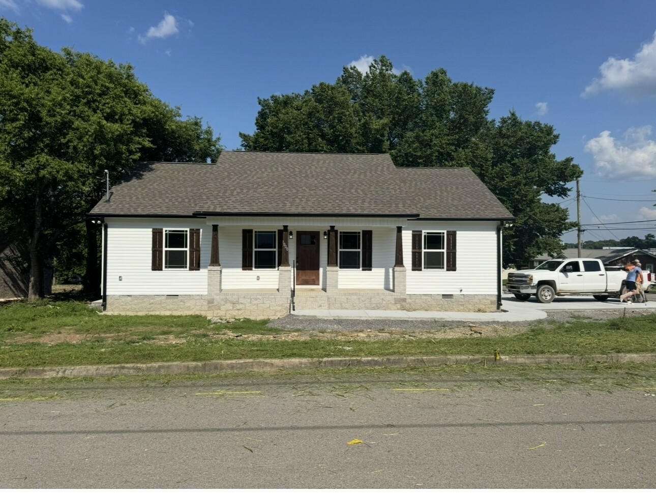 Property Photo: 1000 Woodbury TN 37160