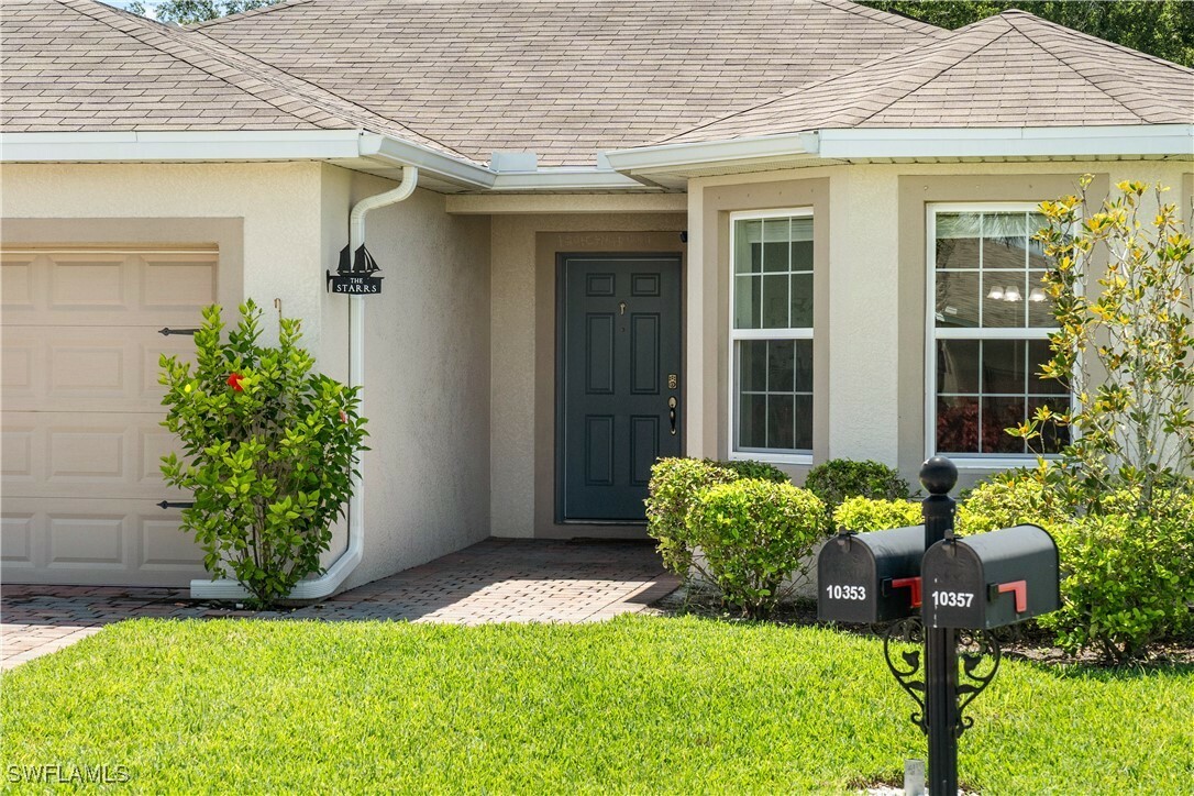Property Photo: 10353 Silver Pond Lane FL 33936