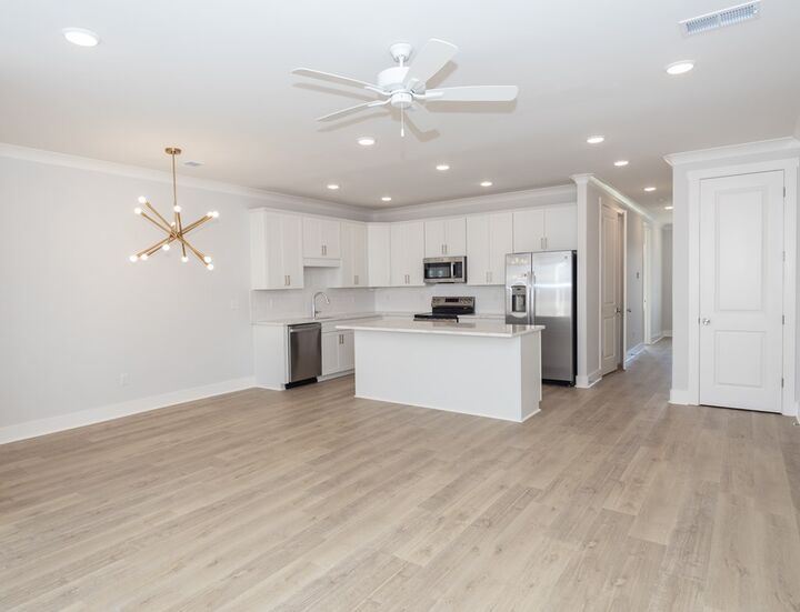 Property Photo:  2002 Rosemary Street  MS 38655 