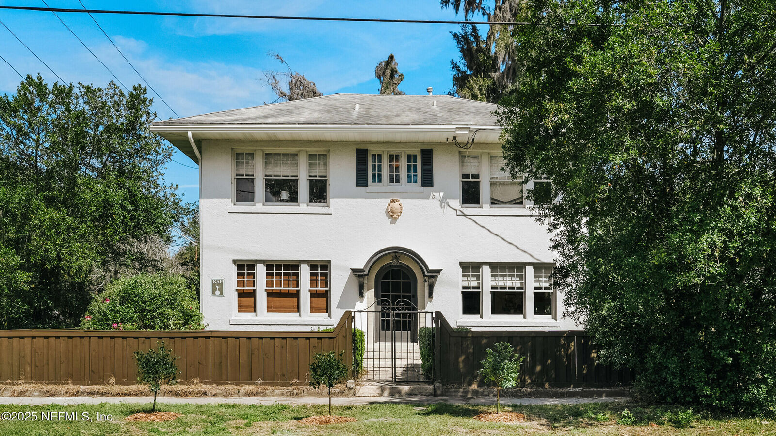 Property Photo: 1511 McDuff Avenue S FL 32205
