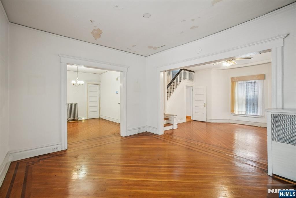 Property Photo:  29 White Terrace  NJ 07108 