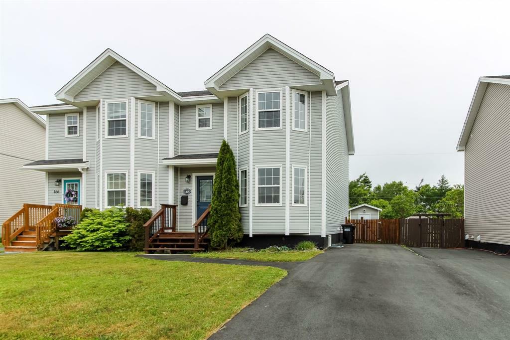 Property Photo: 164 Green Acre Drive NE A1M 1C2