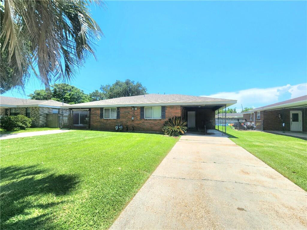 Property Photo: 110 Tau Street B LA 70037