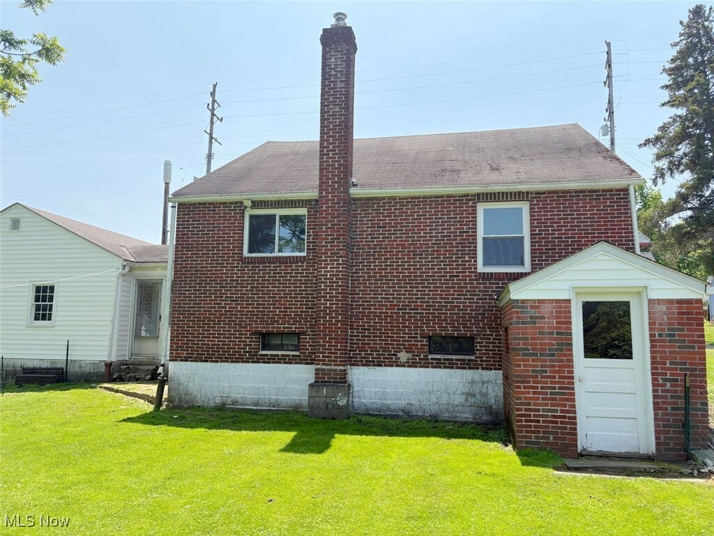 Property Photo: 15920 Grove Street OH 44062