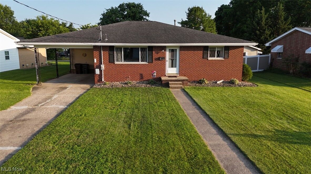 Property Photo:  2133 McTaggert Street  OH 45714
