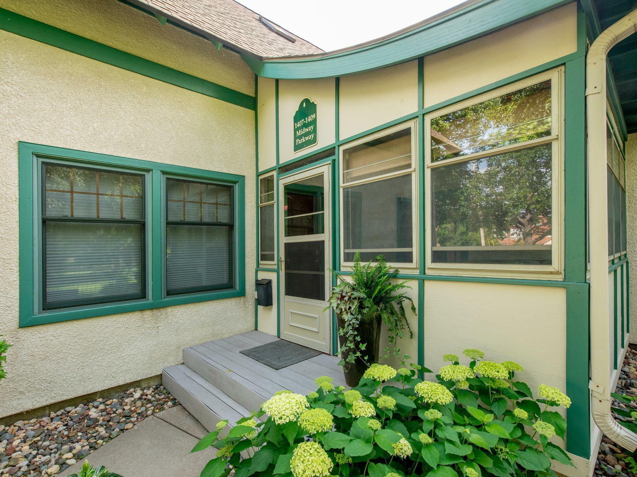 Property Photo: 1407 Midway Parkway MN 55108