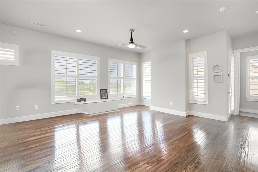 Property Photo:  770 N Plano Road 202  TX 75081 