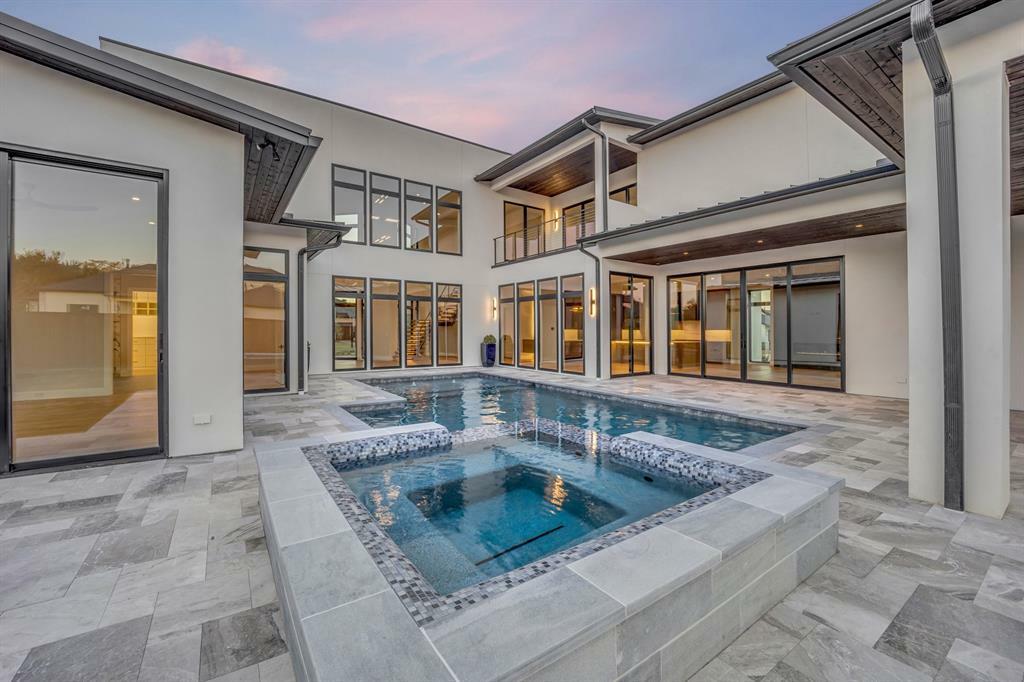Property Photo: 5625 Winnie Drive TX 76034