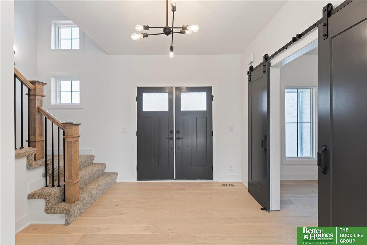Property Photo: 5721 N 197th Avenue NE 68022