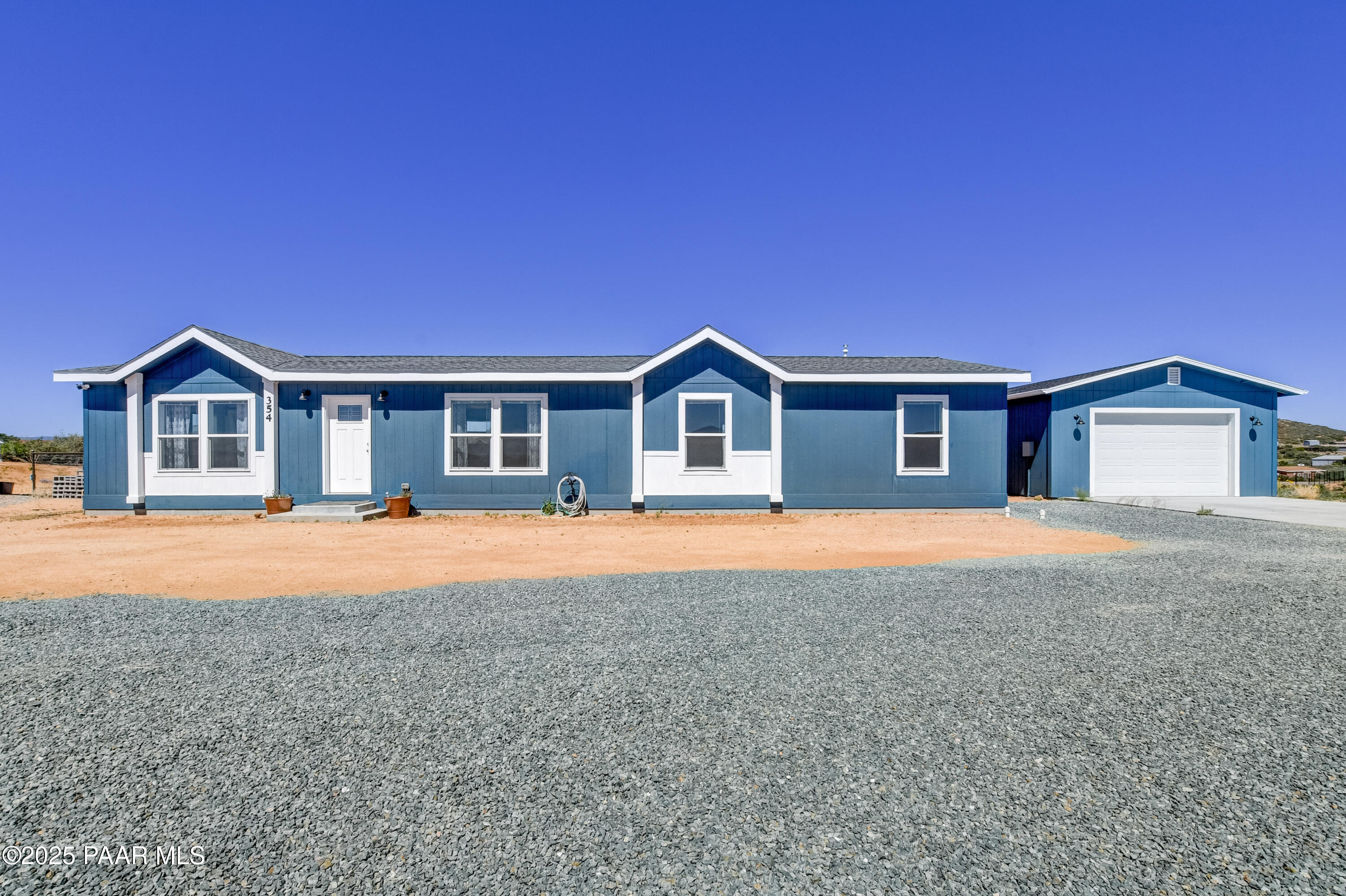 Property Photo: 354 N Old Coach Trail AZ 86327