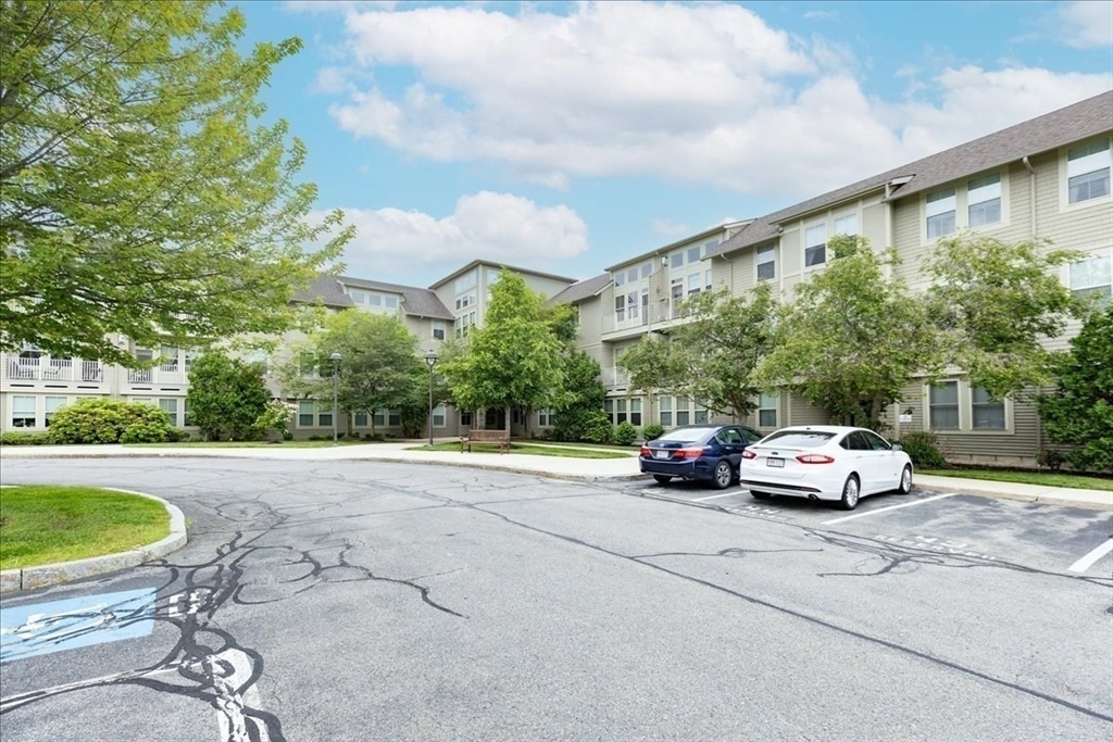 Property Photo:  4 Harvest Drive 217  MA 01845 