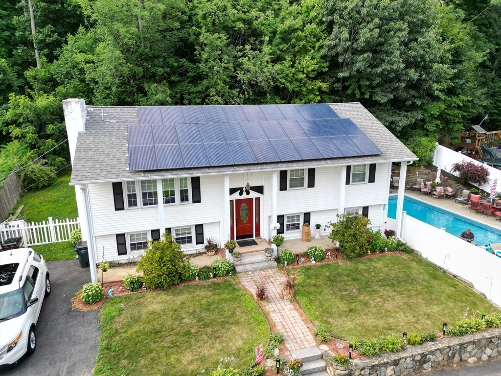 Property Photo:  14 West Winkley St  MA 01913 
