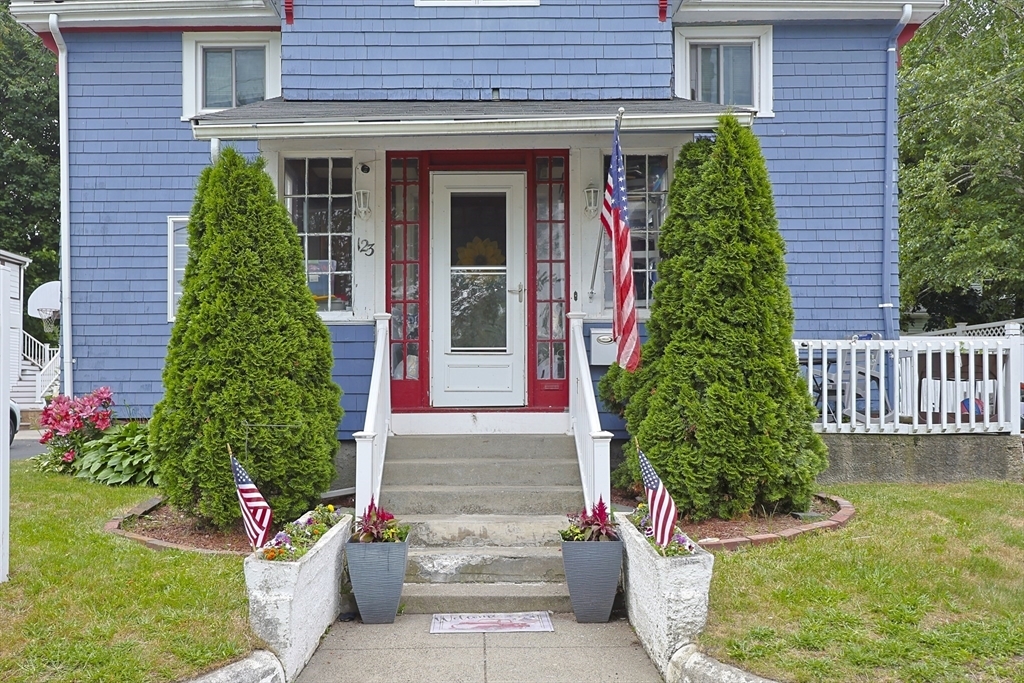 Property Photo:  123 Buchanan Street  MA 02152 