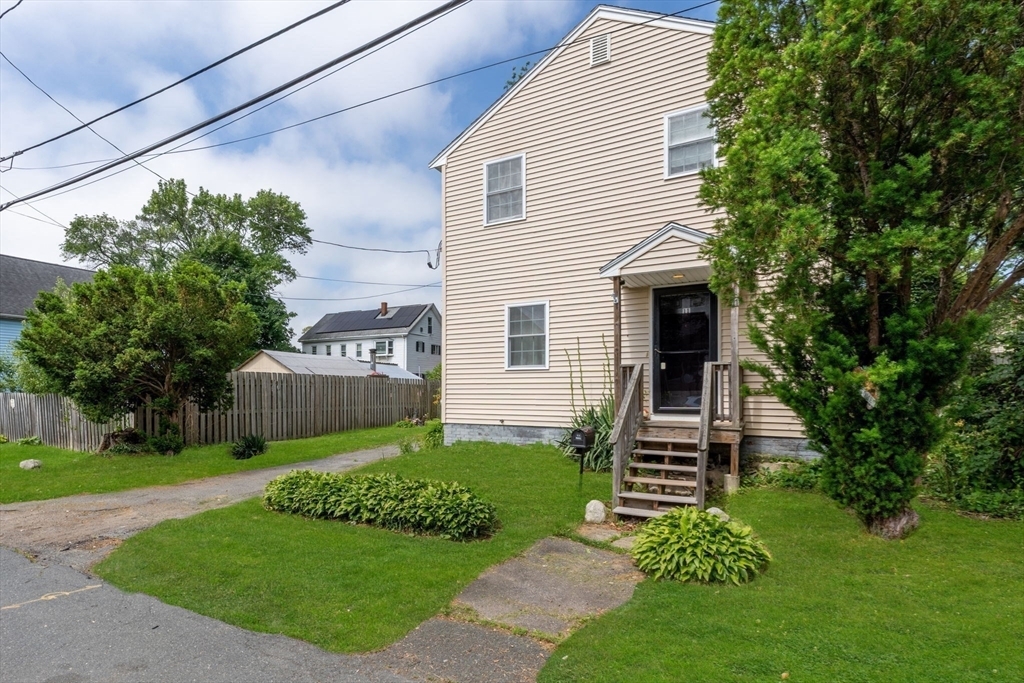Property Photo:  11 Atherton St  MA 01906 