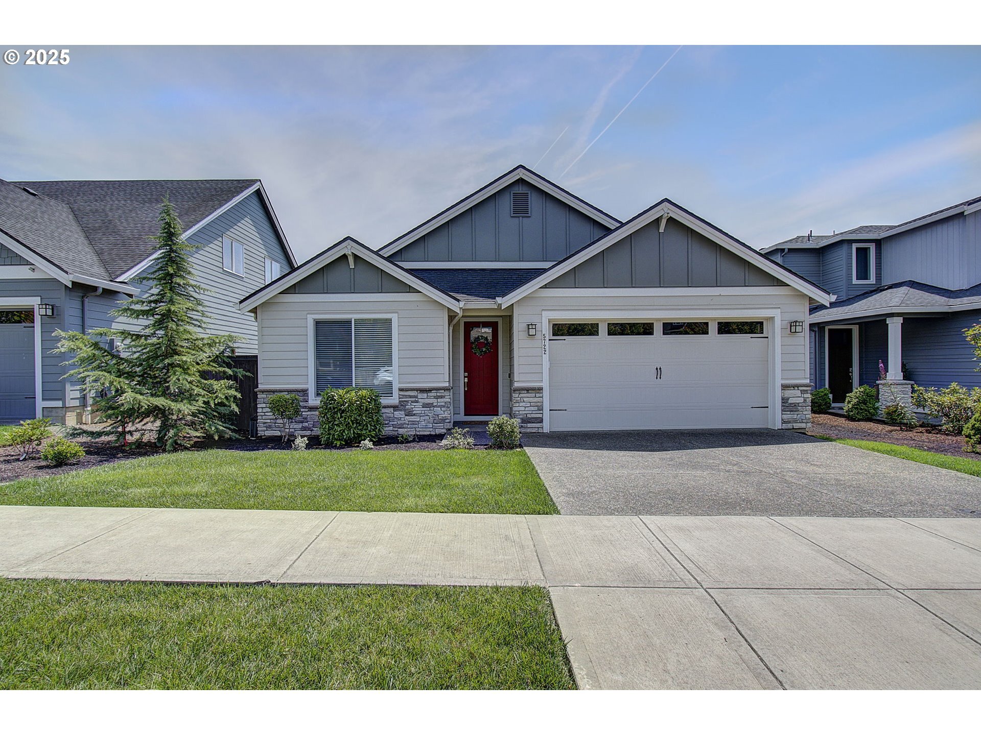 Property Photo:  5722 N 87th Ave  WA 98607 