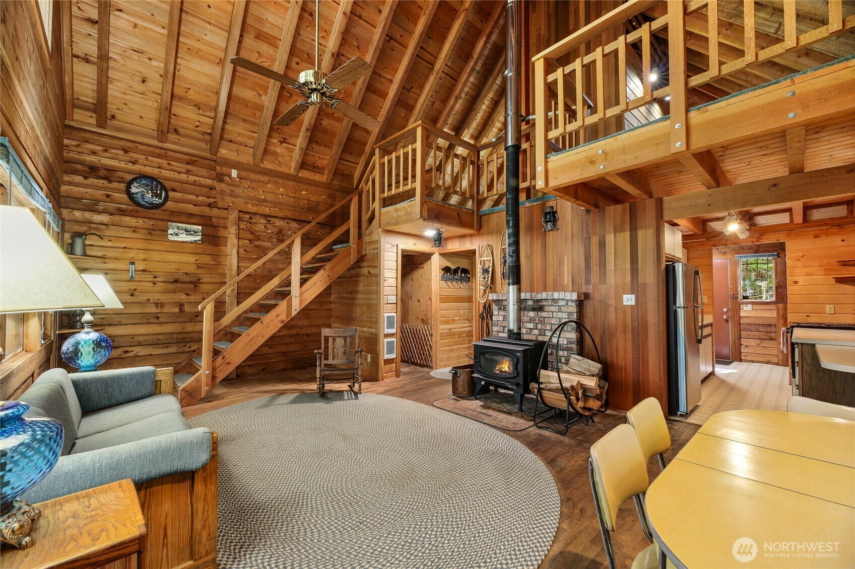 Property Photo: 81 Snow Cabin Place WA 98068