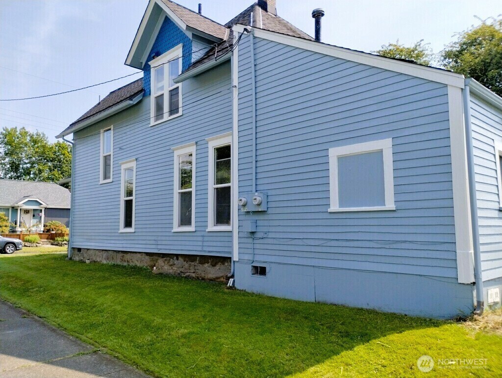 Property Photo: 2523 H Street WA 98225