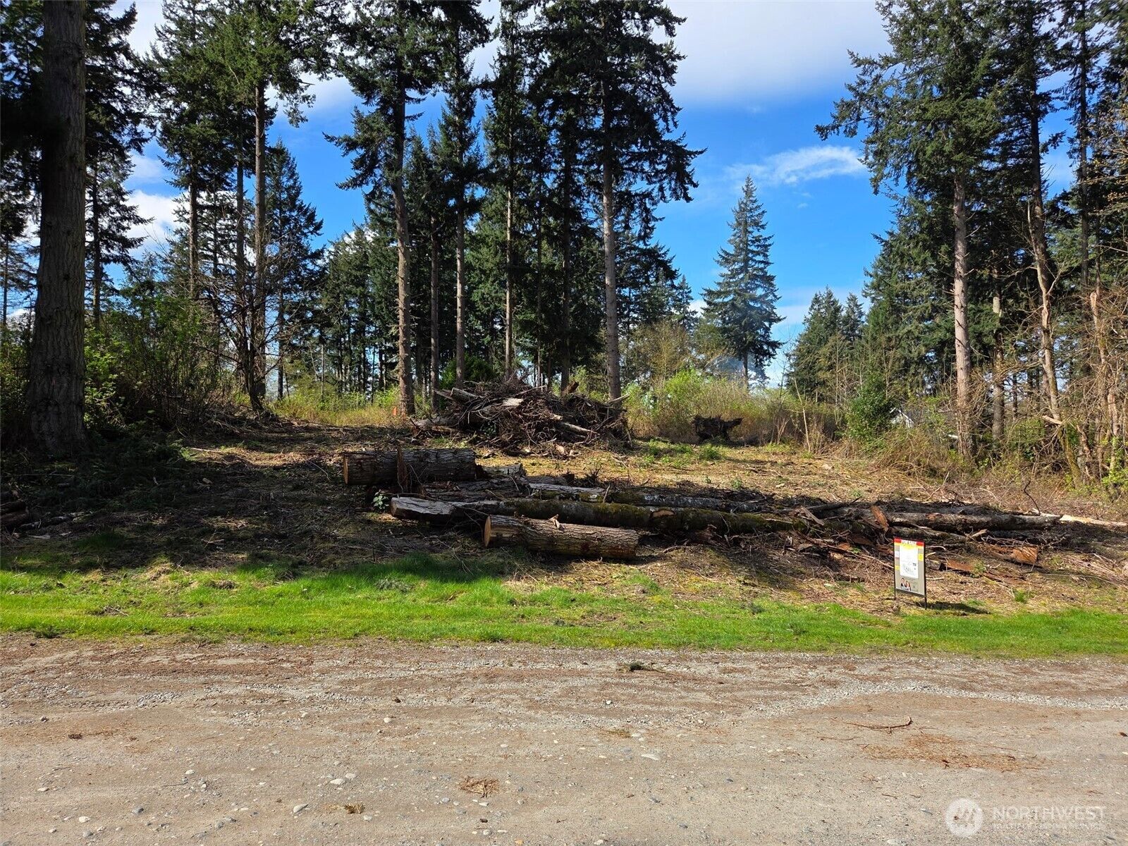 Property Photo:  70 B  Port Susan Drive  WA 98206 
