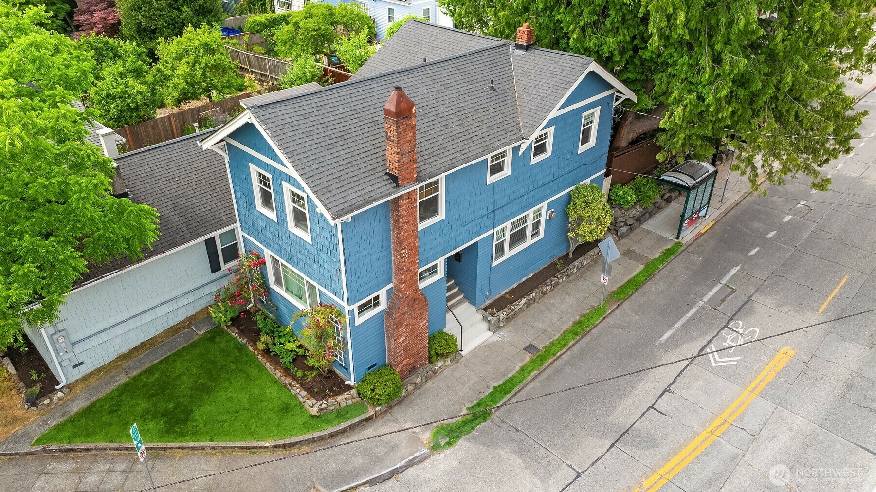Property Photo: 4507 Phinney Avenue N WA 98103