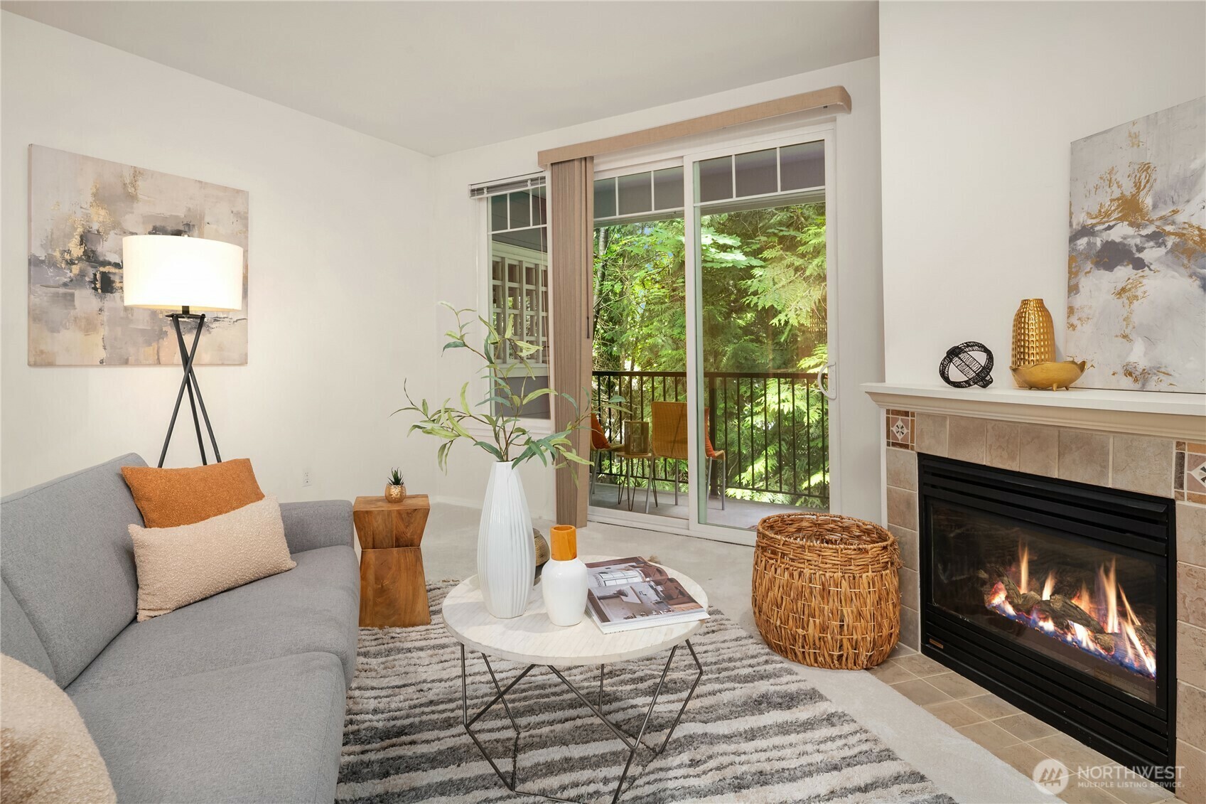 Property Photo: 16125 Juanita Woodinville Way NE 1807 WA 98011