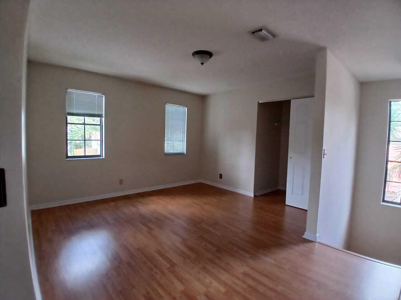 Property Photo: 1731 Shoreside Circle FL 33414