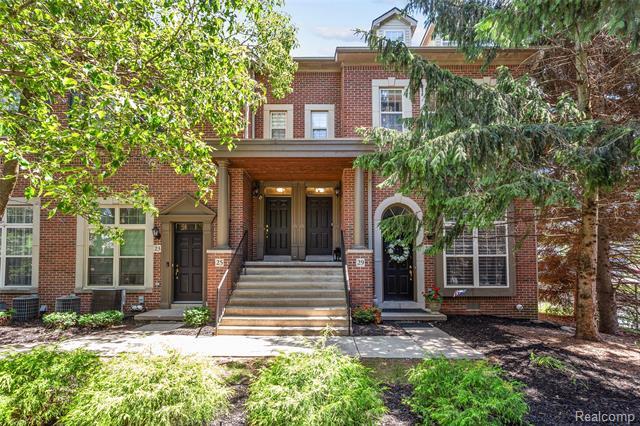 Property Photo: 29 W Village Lane MI 48124
