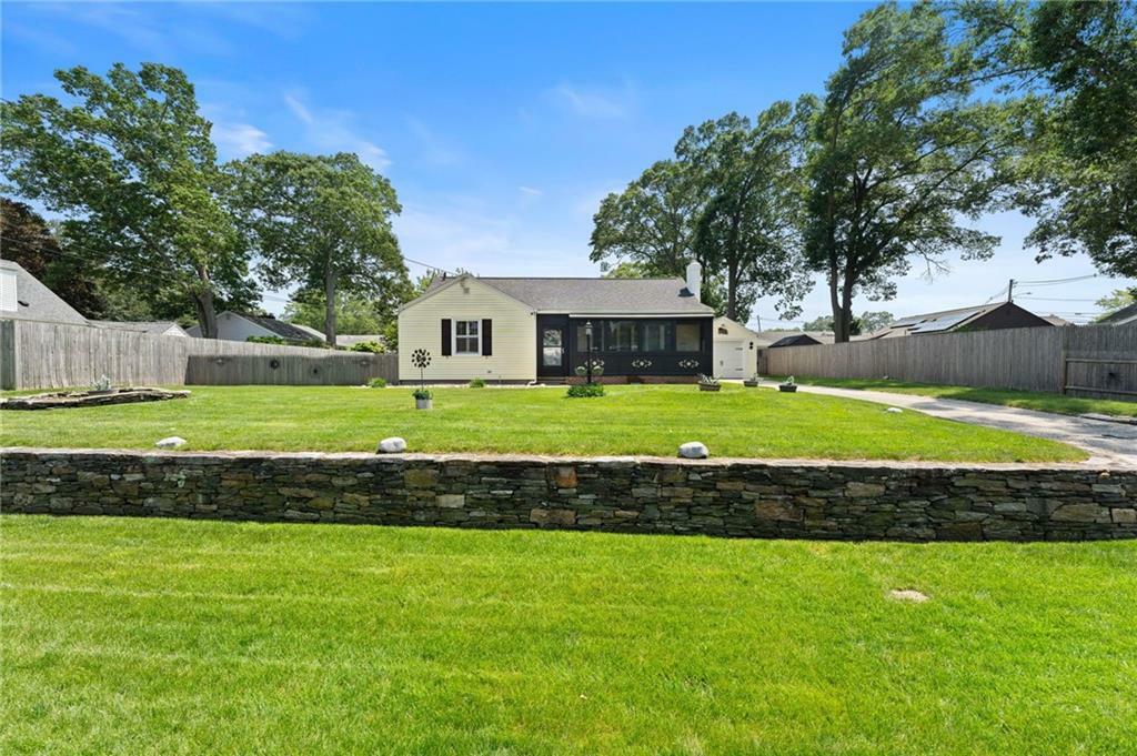 Property Photo: 320 Miantonomo Drive RI 02888