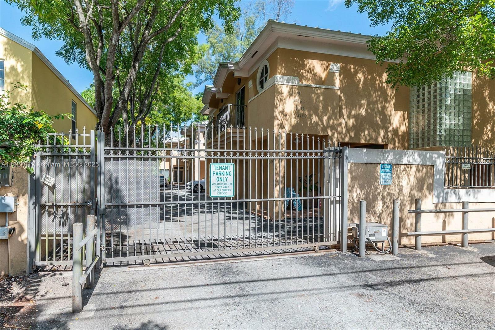 3136 Virginia St  Miami FL 33133 photo