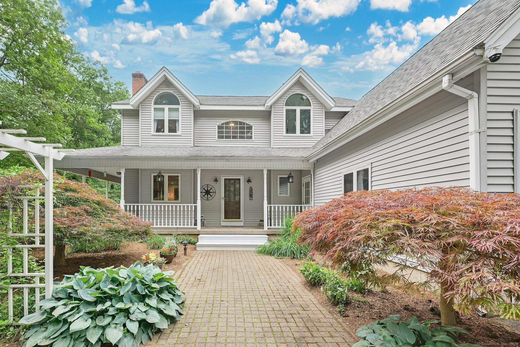 Property Photo:  8 Brendans Way  CT 06035 