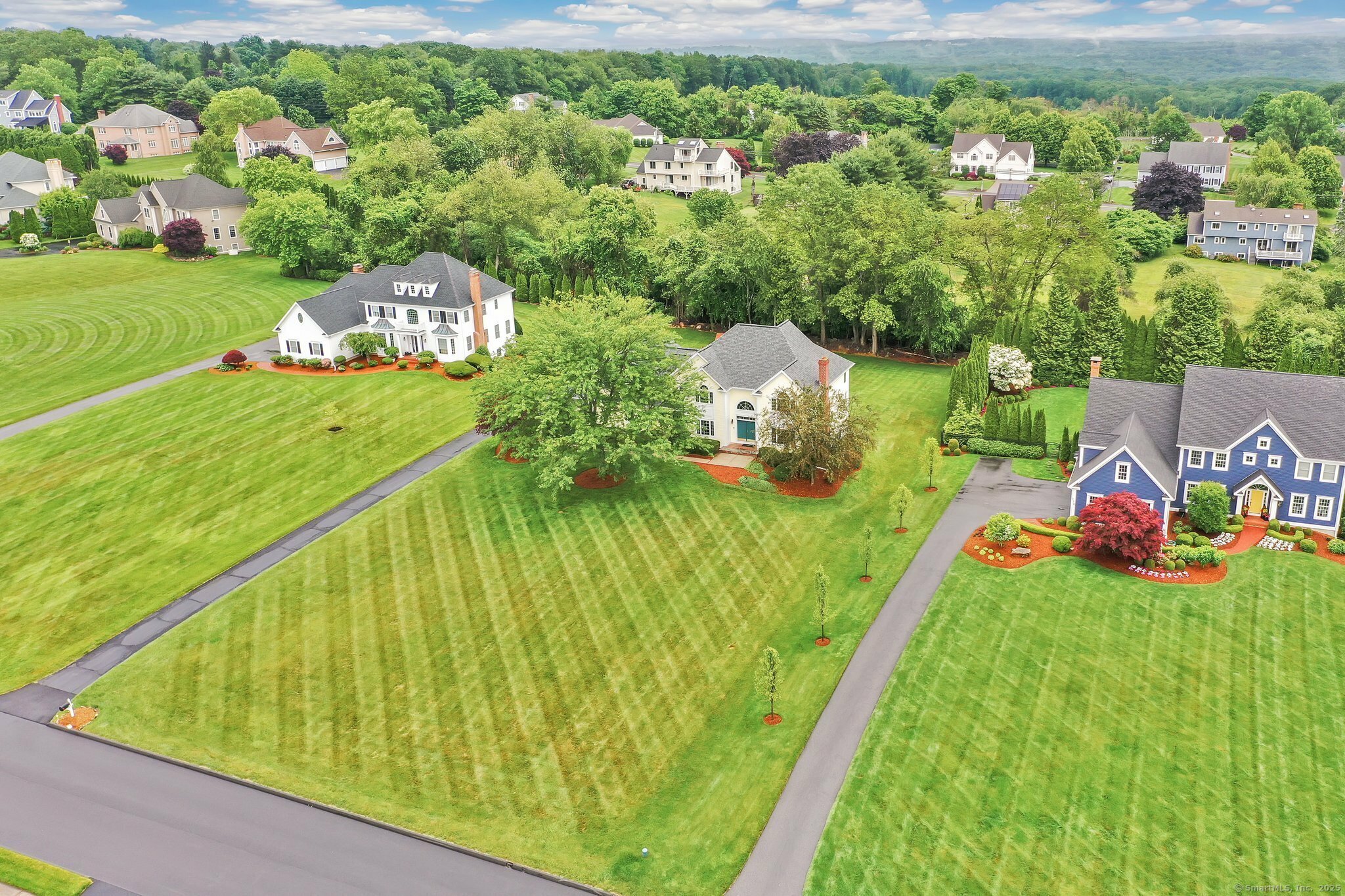 Property Photo: 106 Brentwood Drive CT 06033