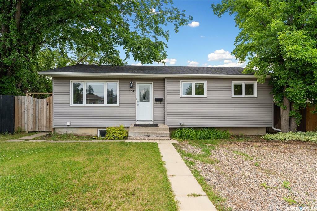 154 Spinks Drive  Saskatoon SK S7H 4G7 photo