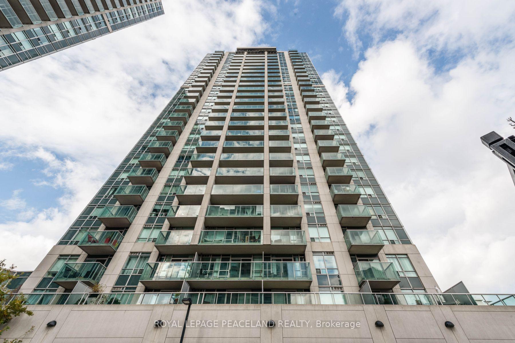 Property Photo: 16 Harrison Garden Boulevard 503 ON M2N 7J6
